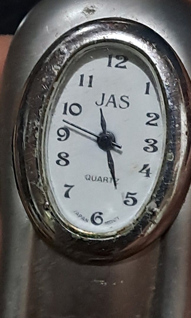 Miniature silver plated cat table clock (Category: Clocks) located in Davao. Submitted by bravemoon_556cd5 (Listing ID 1352491243, Image 2). Description: free sf we ship to gcash or bank account payment mode sale as is mo battery.