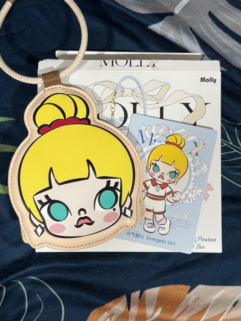 Molly card holder (Category: Wallets & Card holders) located in Mandaluyong City. Submitted by curated_bellas (Listing ID 1352498750, Image 2). Description: .