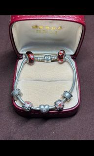 Original Pandora bracelet with charms