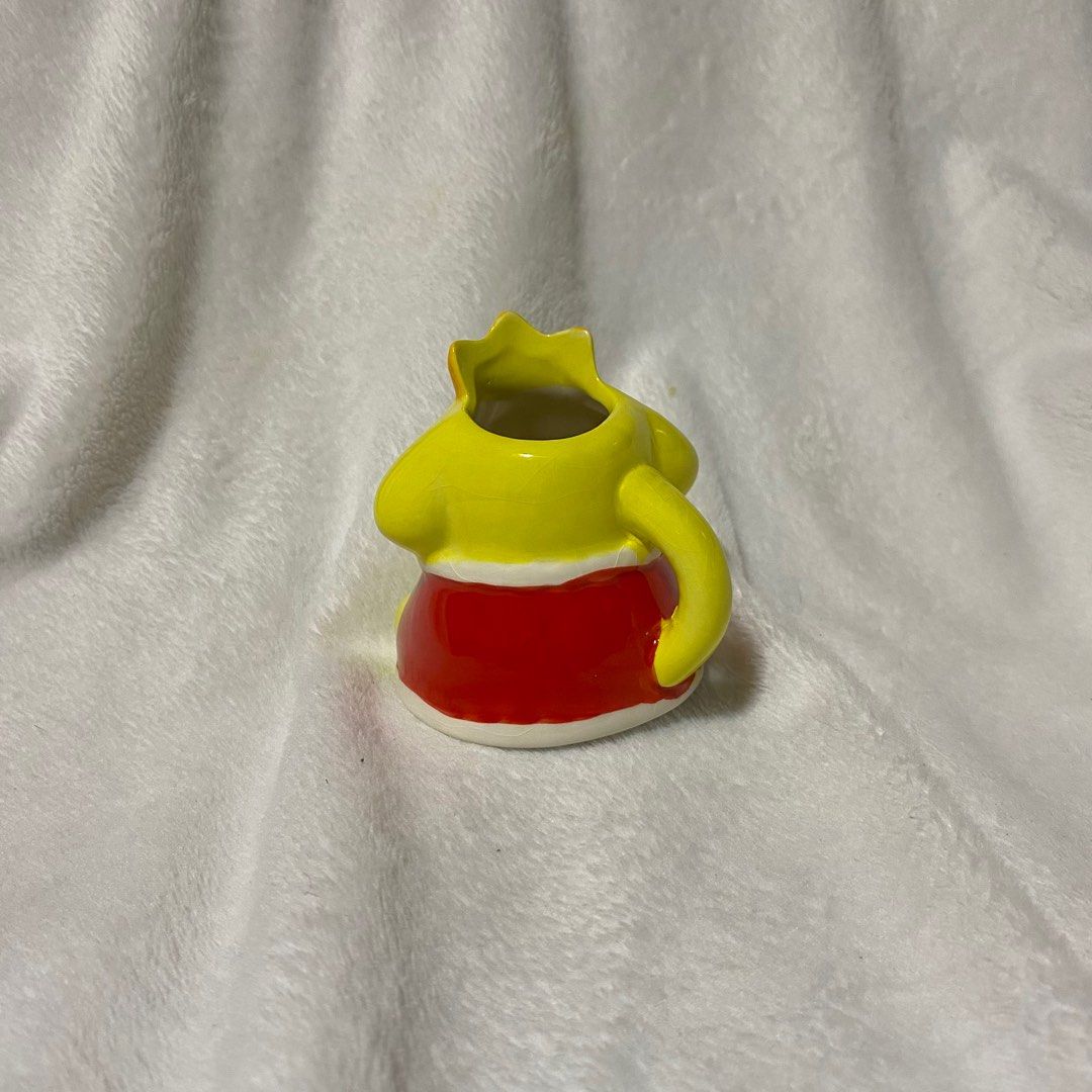 Pompompurin Cafe Ceramic Display Mug (Category: Coffee & Tea Tableware) located in General Mariano Alvarez. Submitted by love.toy_schtory (Listing ID 1352496786, Image 3). Description: .
