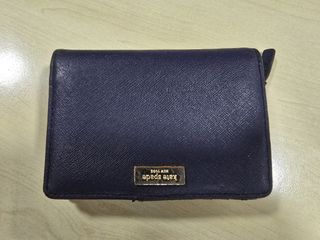 (Category: ) located in . Submitted by Pre_loved_ (Listing ID 1352421925, Image 1). Description: .