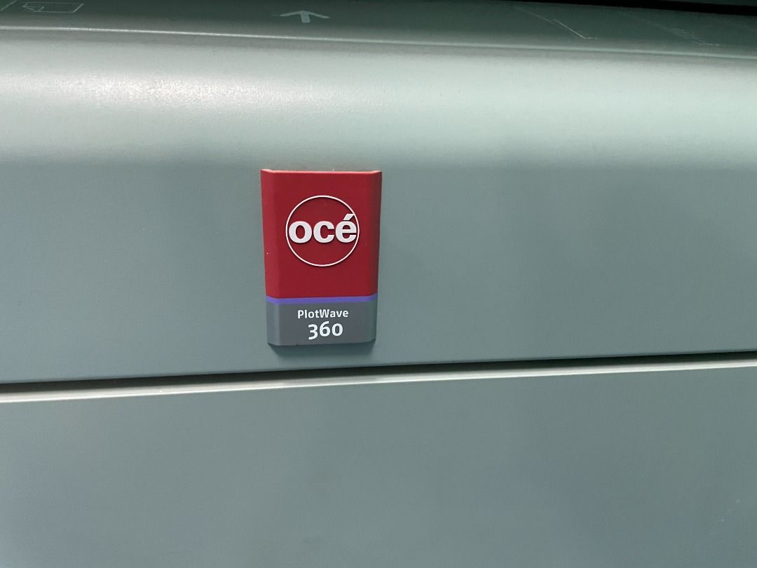 Printer Machine OCE (Category: Office & Business Technology) located in Singapore. Submitted by lamfookwah (Listing ID 1352403307, Image 2). Description: Seldom use OCE Brand, enable to scan and print up to A1 paper size .