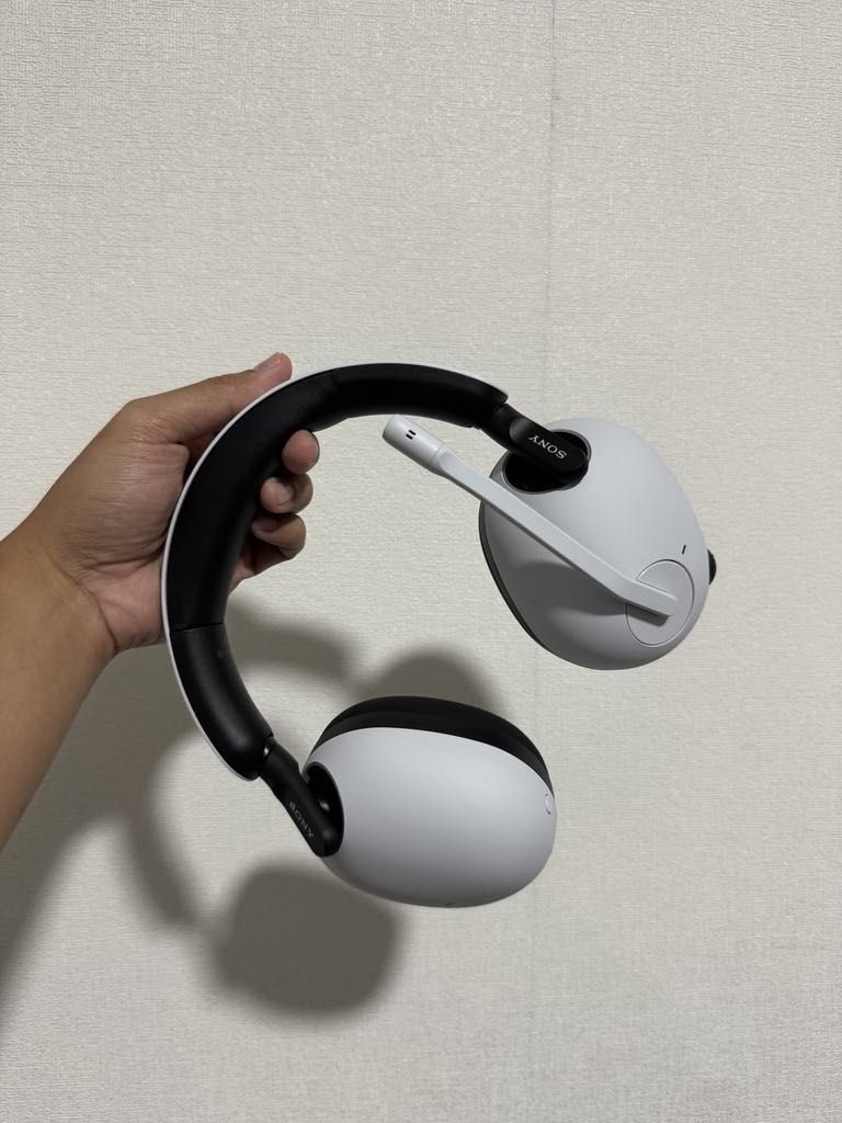 Sony H9 INZONE (Category: Headphones & Headsets) located in Caloocan City. Submitted by batowski (Listing ID 1352485641, Image 1). Description: Brand new! Inopen lang for shoot! Complete with box! .