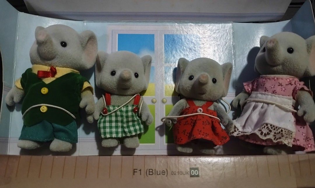 SYLVANIAN FAMILIES FLAIR ELEPHANT FAMILY WITH EPOCH ELEPHANT BABY (PLEASE READ DESCRIPTION) (Category: Figurines & Statues) located in Manila. Submitted by rullieby (Listing ID 1352495615, Image 2). Description: Will need to sell my Elephant Family, Flair po sya (yung kamay hindi katulad ng sa New versions na flat), will be including po yung Elephant Baby (with shoes) as a package na for a total of PHP 2000. WALA PONG HALOS DAMAGE YUNG MGA FIGURE