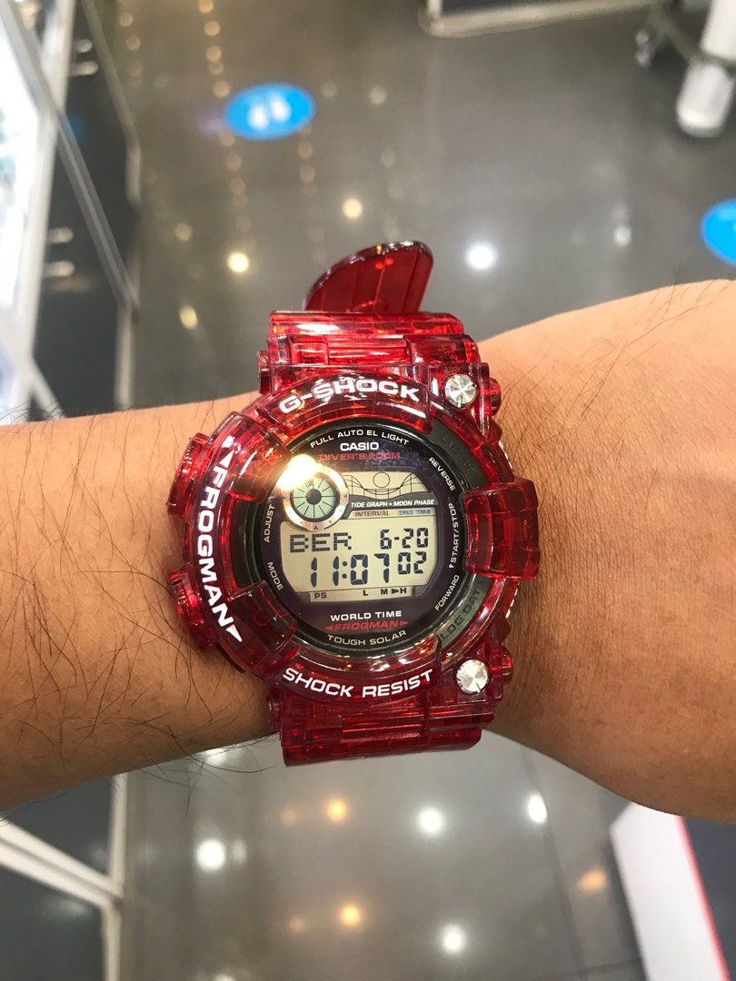 Takashi Murakami inspired Frogman (Category: Men's Watches) located in Paranaque City. Submitted by antzsome (Listing ID 1352343566, Image 3). Description: Takashi Murakami inspired Frogman 30k complete with box 09177011079.