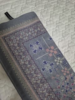 (Category: ) located in . Submitted by saharaaaaa (Listing ID 1352460754, Image 1). Description: .