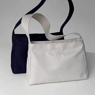 （分類：）位於 。 由 caaa_ 提交（商品編號 1352642852，圖片 1）。簡介： 。