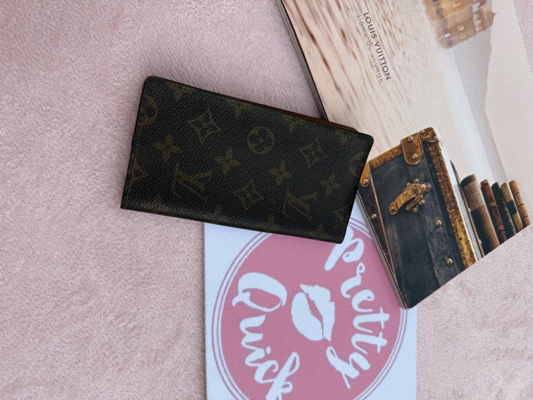 Authentic louis vuitton notebook cover (Category: Luxury Bags & Wallets) located in Manila. Submitted by _prettyquick (Listing ID 1352520142, Image 2). Description: Preowned 100%authentic Follow us on instagram for more luxury items &_prettyquick.