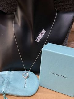 Authentic Tifanny & Co. Vintage small open heart pendant and necklace
