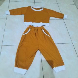 (Kategori: ) berada di . Dikirim oleh cindil09 (ID iklan 1352621822, Gambar 1). Deskripsi: .