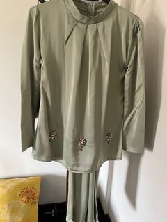 (Category: ) located in . Submitted by fara.shop (Listing ID 1352643755, Image 1). Description: .