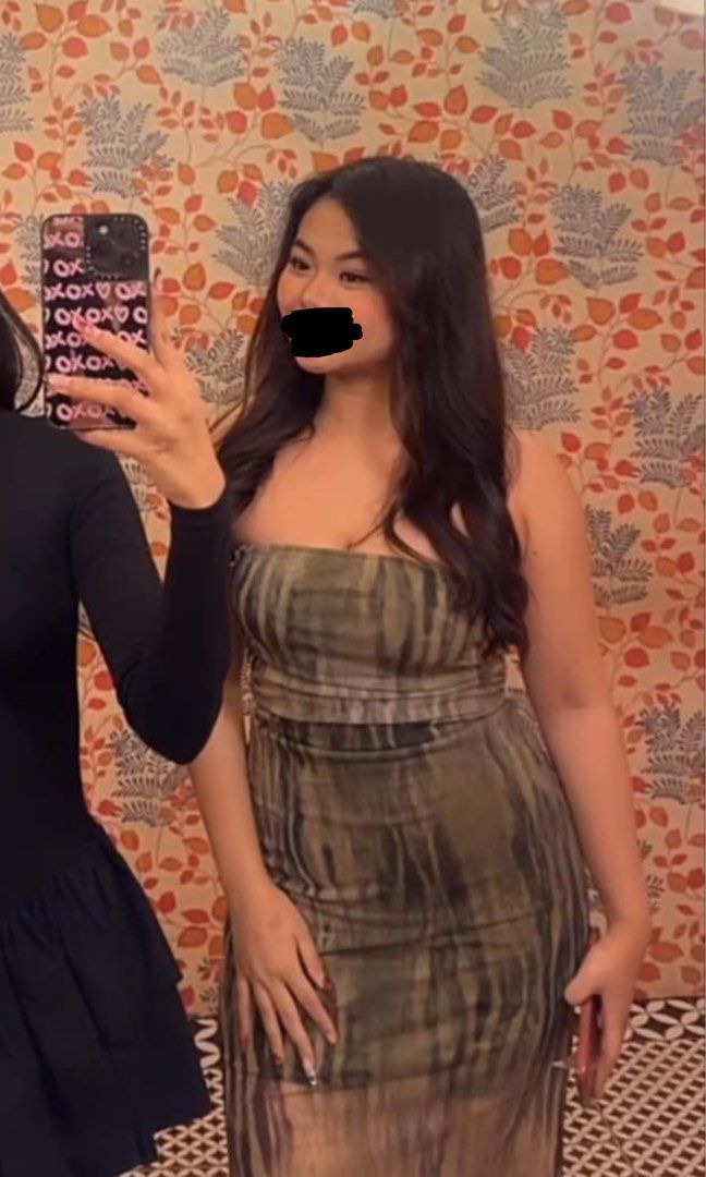 Bershka Dress Bodycon (Category: Dresses) located in Quezon City. Submitted by mthings (Listing ID 1352525630, Image 2). Description: Used once for bday shoot S-M.