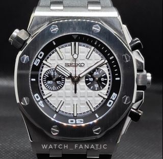 (Category: ) located in . Submitted by WATCH_FANATIC (Listing ID 1352557079, Image 1). Description: .