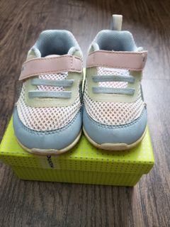 （分類：）位於 。 由 busybebe1 提交（商品編號 1352611070，圖片 1）。簡介： 。