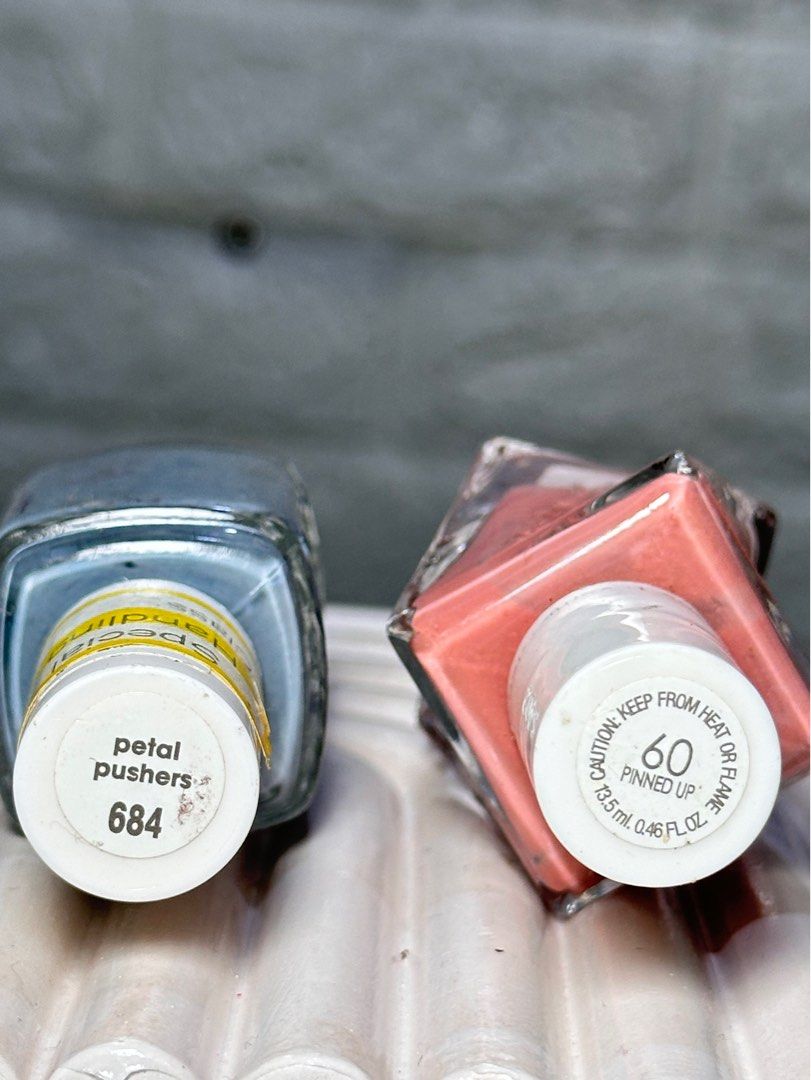 Essie Polish Bundle (Category: Hands & Nails) located in Las Pinas. Submitted by _bernadetteg (Listing ID 1352560230, Image 2). Description: Essie Nail Polish bundle for only 500 pesos Petal Pushers and Pinned Up Good as new. Lightly used RFS: too much nail polish.