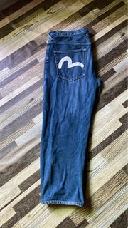 (Category: ) located in . Submitted by danskystore (Listing ID 1352605356, Image 1). Description: .