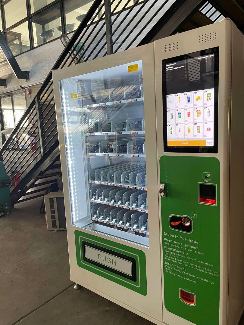 FOR SALE SNACKS AND DRINKS VENDING MACHINE BRAND NEW, TV & Home ...