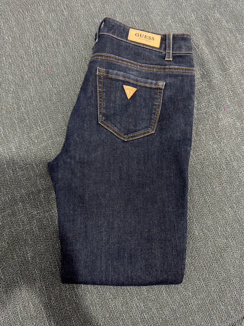 GUESS JEANS SIZE 28 HW STRAIGHT CUT (Category: Jeans) located in Bacolod City. Submitted by bprelovedcollection (Listing ID 1352689657, Image 2). Description: GUESS JEANS SIZE 28 HW STRAIGHT CUT.