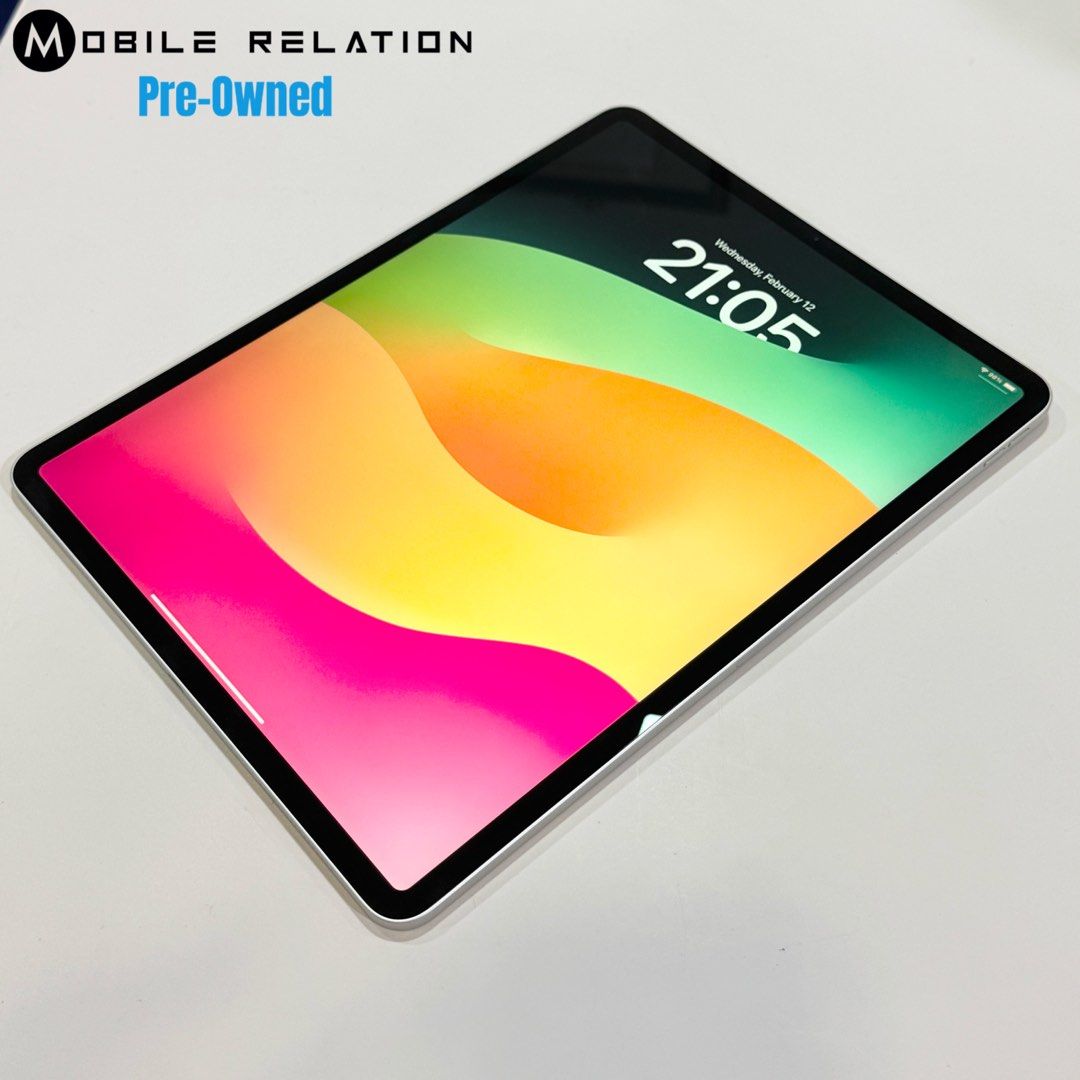 iPad Pro 3 12.9" WiFi (2018) Silver 64GB (Category: iPad) located in Singapore. Submitted by mobilerelation.com.sg (Listing ID 1352644807, Image 1). Description: .