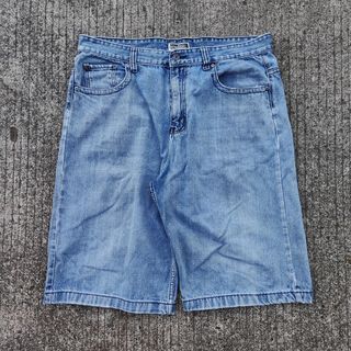 (Category: ) located in . Submitted by jp_outfits (Listing ID 1352543284, Image 1). Description: .