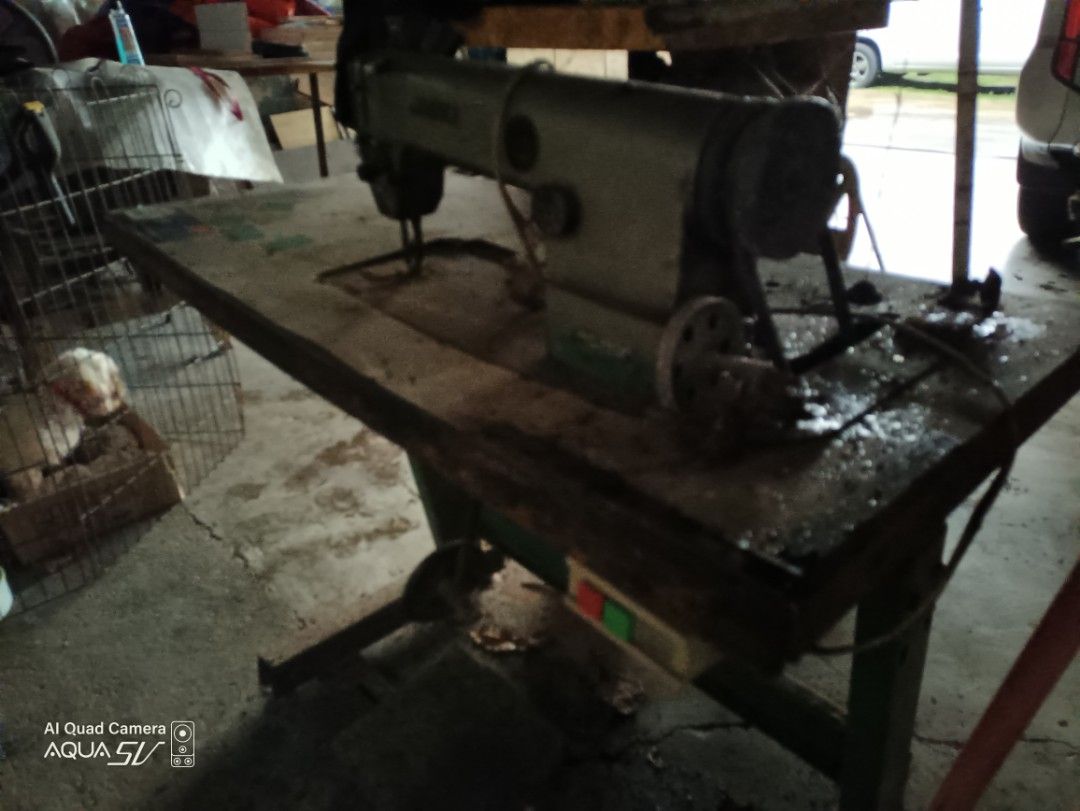 Juki Sewing Machine (Category: Industrial Equipment) located in Paranaque City. Submitted by 27rcd (Listing ID 1352525990, Image 2). Description: Rush Sale, working...need space..not using it..