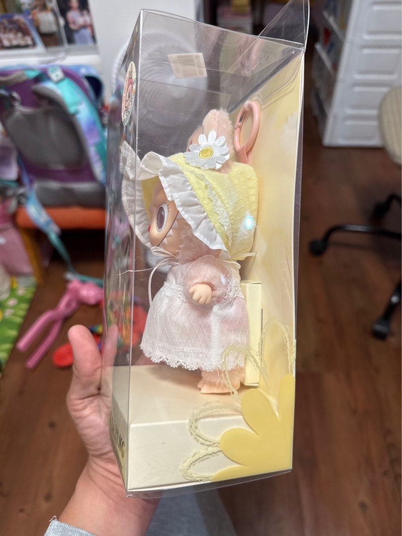 正品Labubu Mokoko 2.0 Fall into spring 春日花花掛件pop mart