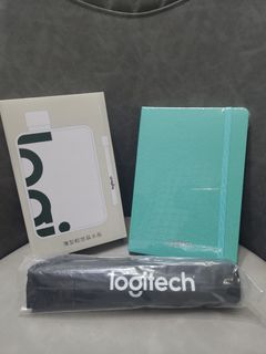 Logitech 非賣品水樽，雨傘，記事簿64224569201539110