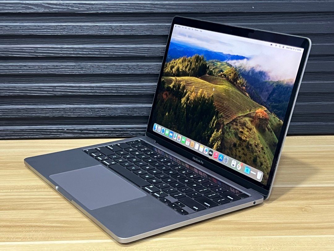 Macbook Pro 2020 intel (Category: Laptops & Notebooks) located in Makati City. Submitted by adm_marketing (Listing ID 1352640549, Image 3). Description: Model : Macbook Pro 2020 touch-bar i5 8GB 256gb SSD💻 Condition : Secondhand, no hidden issue, Smooth Performance Price : ₱28,500 Only Quick Specifications - Processor: 2.0 GHz Quad-Core intel Core i5 - 8 GB Memory RAM - 256 GB SSD Flash Storage - Backlit Keyboard - Screen Size: 13.3Inch (2560x16