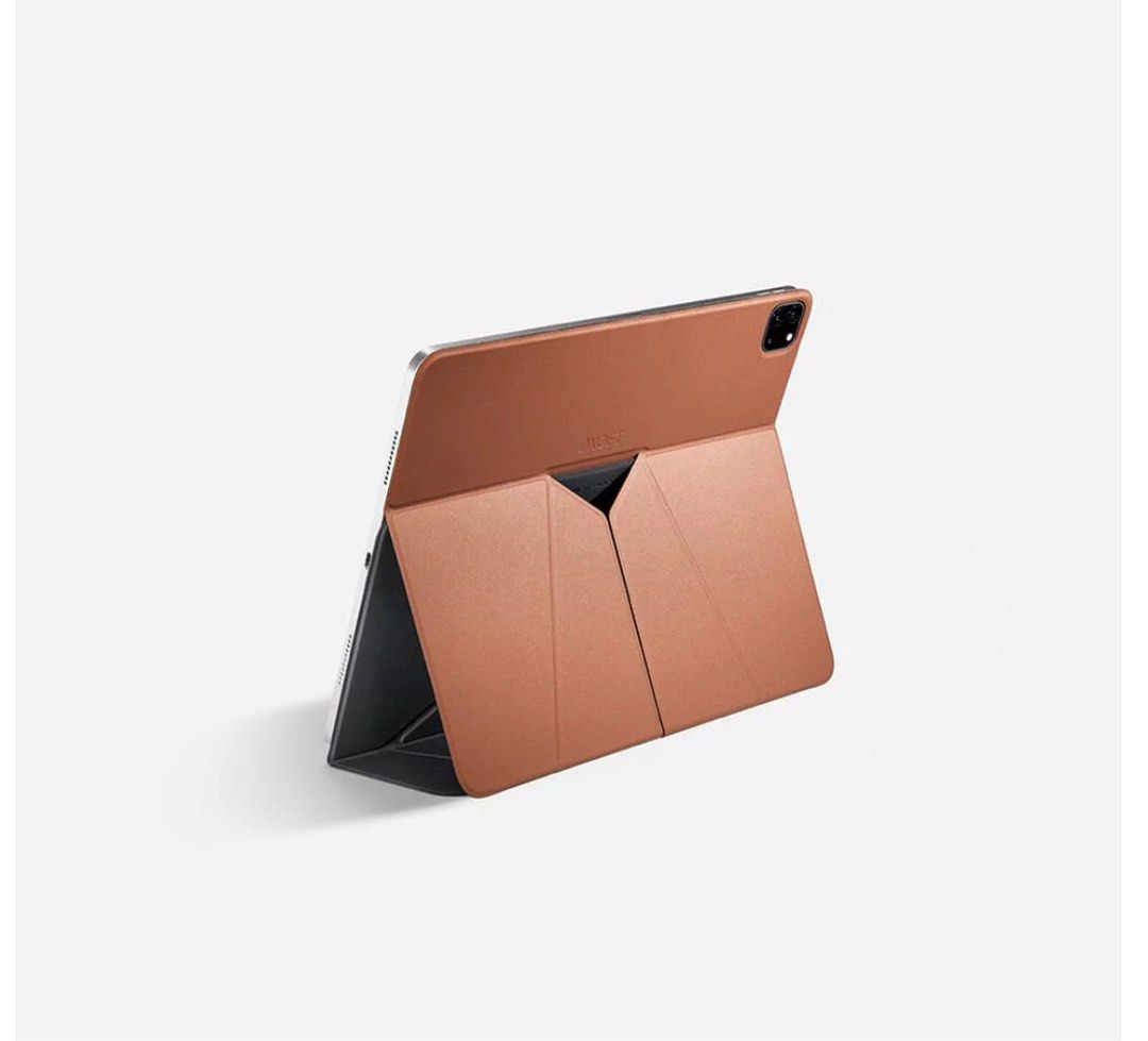 MOFT SNAP FLOAT CASE (Category: Other Mobile & Gadget Accessories) located in Singapore. Submitted by notjasonabe (Listing ID 1352535596, Image 2). Description: bought this accidentally wrong size for my ipad. usually selling for 80 online selling for 75, can nego until 70.