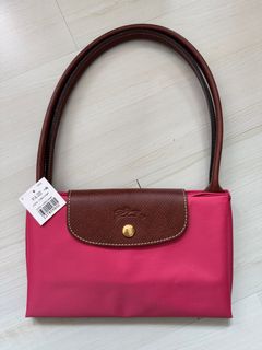 （分類：）位於 。 由 woolala418 提交（商品編號 1352530560，圖片 1）。簡介： 。