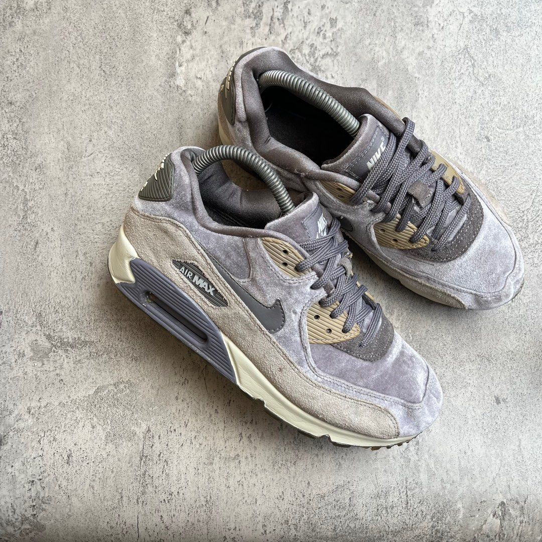air max 90 velvet gunsmoke