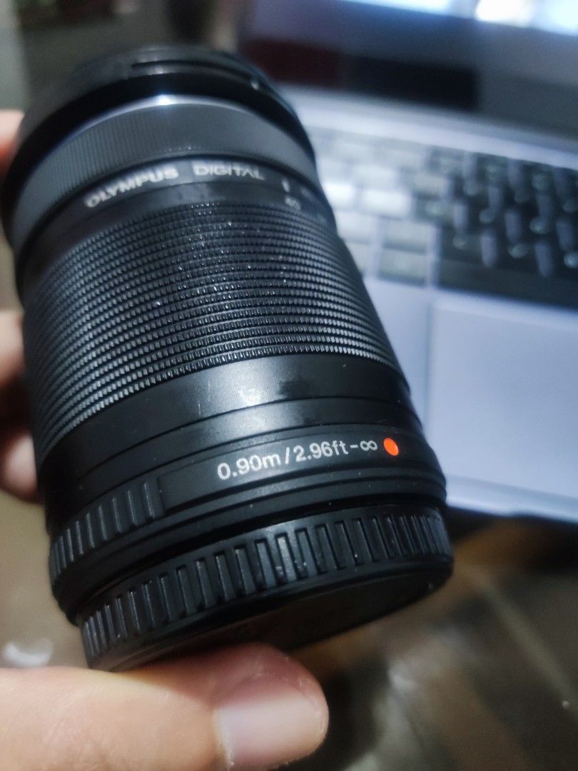 Olympus 40-150mm F4-5.6 (Category: Cameras) located in Tacloban City. Submitted by leiyo2 (Listing ID 1352661409, Image 3). Description: Lens needs repair and cleaning. AF doesn't work. Buy and have it fixed yourself at your own risk. Price includes Shipping Fee.