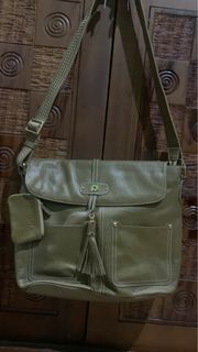 (Kategori: ) berada di . Dikirim oleh yatisuyati54397 (ID iklan 1352614834, Gambar 1). Deskripsi: .