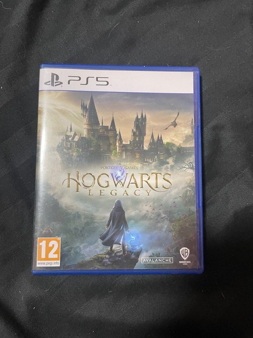 PS5 Hogwarts Legacy (Category: PlayStation) located in Manila. Submitted by tineejoy (Listing ID 1352580748, Image 1). Description: Open for sell/trade.