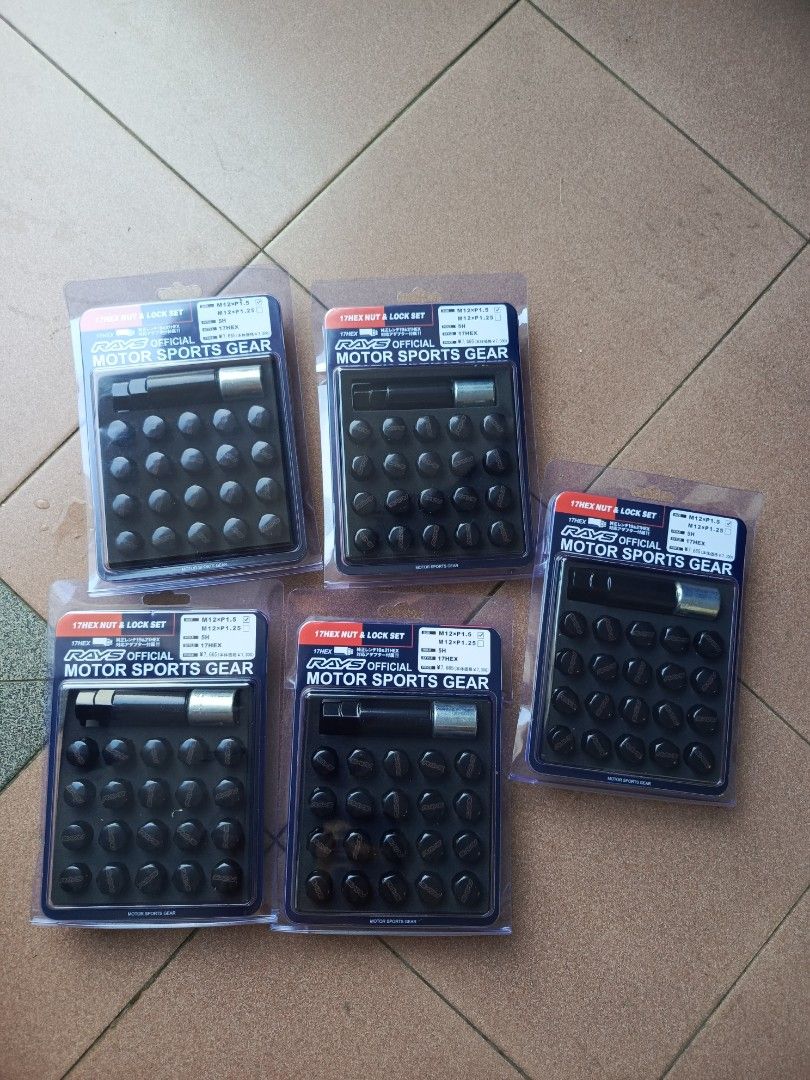 rays nut (Category: Wheel Accessories) located in Singapore. Submitted by aslamadila71121 (Listing ID 1352623558, Image 1). Description: brand new. with lock.