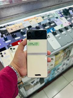 (Category: ) located in . Submitted by javedsgadgetshop (Listing ID 1352578295, Image 1). Description: .