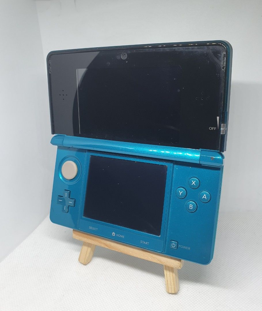 Selling Aqua Blue Nintendo 3DS Consol (Category: Nintendo) located in Quezon City. Submitted by itemsforadoption (Listing ID 1352637605, Image 1). Description: Rfs: Its 2025! Happy New Year! Hoping you have a good year ahead of you! If you have questions feel free to send a message. Though I'll most likely be able to reply from 10am to 8pm. Please be patient and understanding. Decluttering games and items that I've picked up or for friends and fa