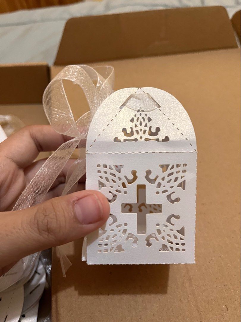 Small Souvenir Box for Christening (Category: Accessory Holder, Box & Organizers) located in Manila. Submitted by newbiessness (Listing ID 1352651169, Image 3). Description: Available 50 pcs souvenir boxes . It can hold small accessories for giveaways for christening..