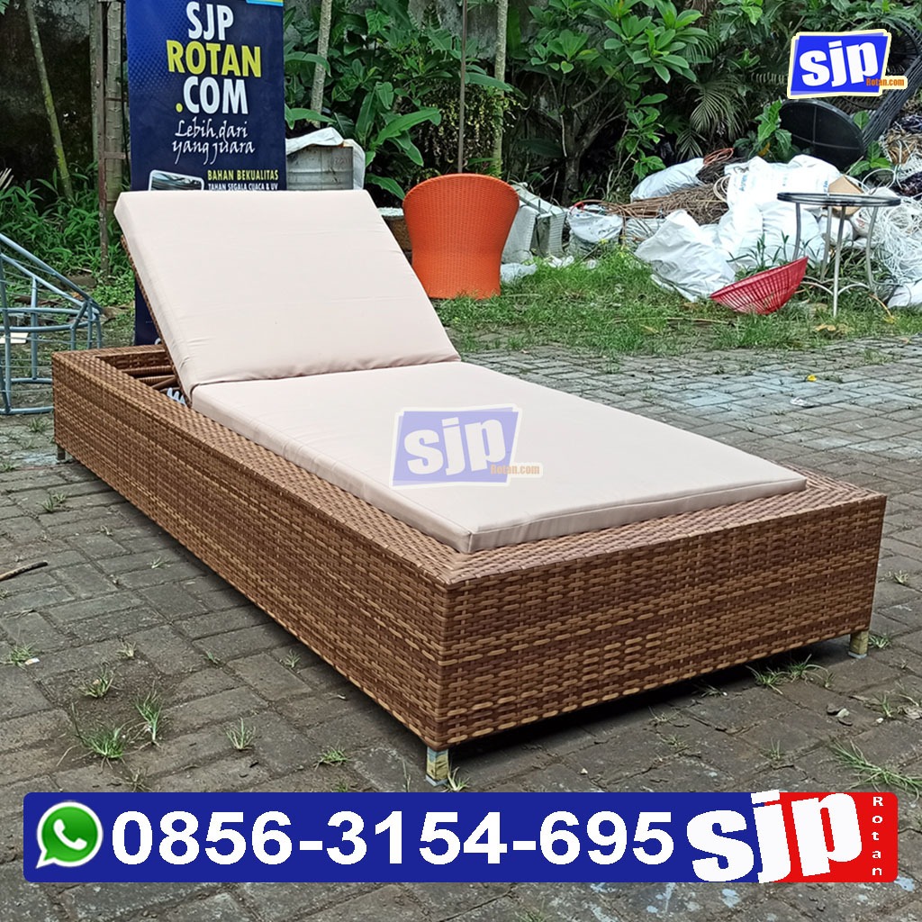 Sunbed pool / Sun lounger / Lounge Chair / Kursi kolam renang rotan ...