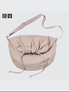 (Category: ) located in . Submitted by sharms_wardrobe (Listing ID 1352688143, Image 1). Description: .