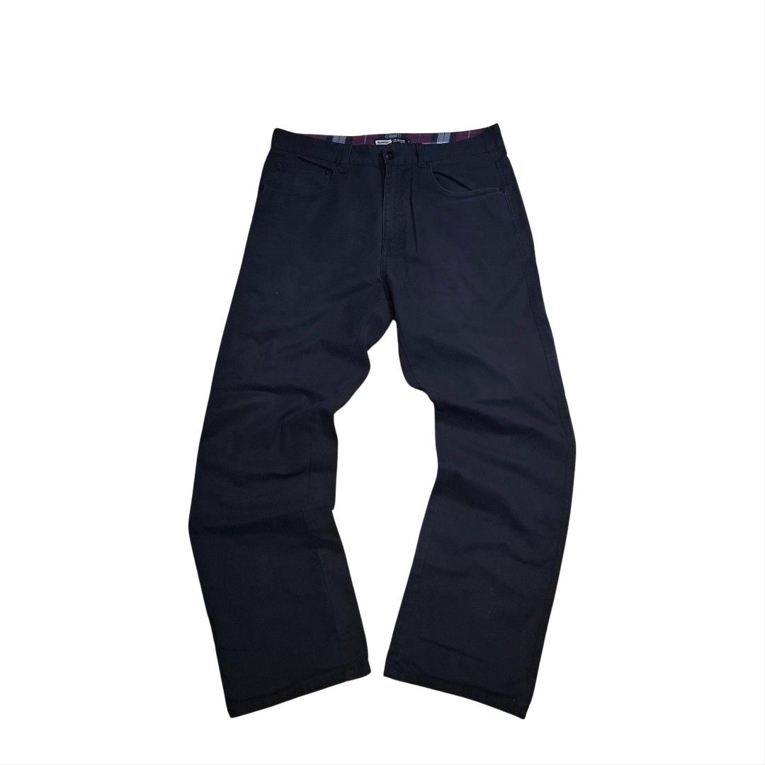 X-Large size 34 black denim jeans xlarge (Category: Jeans) located in Cainta. Submitted by soliven_ (Listing ID 1352535048, Image 3). Description: Measurements (inches): Waistline 35 Length 42 Leg opening 9 condition: 10/10 — minimal signs of wear. need wash. ₱1.5k.