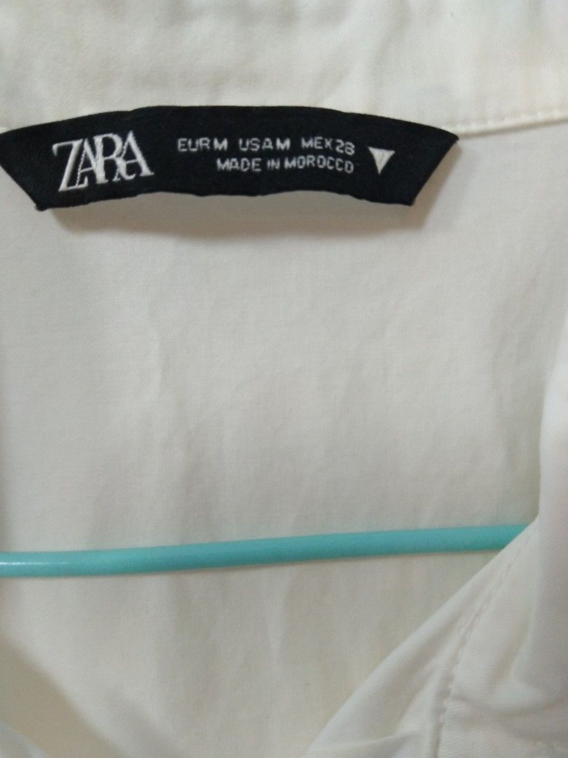 Zara poplin (Category: Dresses) located in Santa Rosa. Submitted by Declutterthings (Listing ID 1352593886, Image 2). Description: .