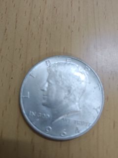 （分類：）位於 。 由 siucat2018 提交（商品編號 1352786998，圖片 1）。簡介： 。