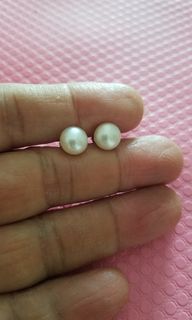 極新(無戴過) 8mm珍珠 耳環64235022075779110