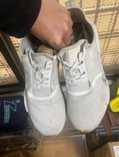 由 cheng0422 (刊登 ID 1352788989，圖片 1) 提交，位於 的 (類別：)，說明：。