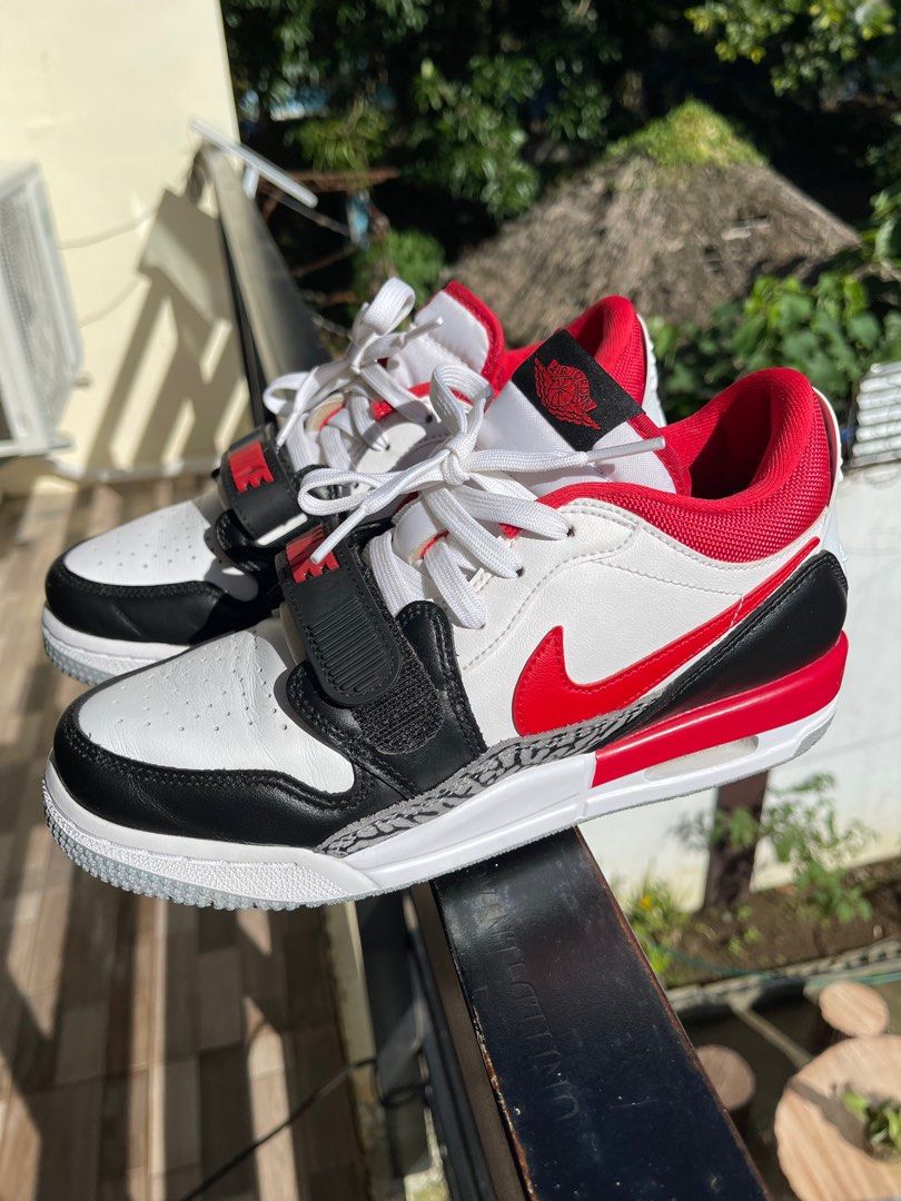 Air Jordan Legacy 312 Low (Category: Sneakers) located in Santiago. Submitted by lcuisefm (Listing ID 1352871622, Image 3). Description: Air Jordan Legacy 312 Low Size 6Y 24 CM Like new condition Twice lang nagamit No box included..