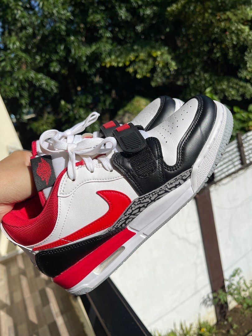 Air Jordan Legacy 312 Low (Category: Sneakers) located in Santiago. Submitted by lcuisefm (Listing ID 1352871622, Image 2). Description: Air Jordan Legacy 312 Low Size 6Y 24 CM Like new condition Twice lang nagamit No box included..