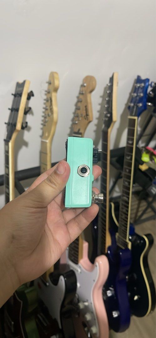 Ammoon Chorus Guitar Pedal (Category: Musical Instruments) located in Valenzuela. Submitted by edelynhadi11418 (Listing ID 1352830339, Image 2). Description: No issues. Once lang nagamit. Can send video for proof na gumagana .
