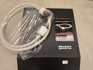 （分類：）位於 。 由 kenwong2002 提交（商品編號 1352797493，圖片 1）。簡介： 。