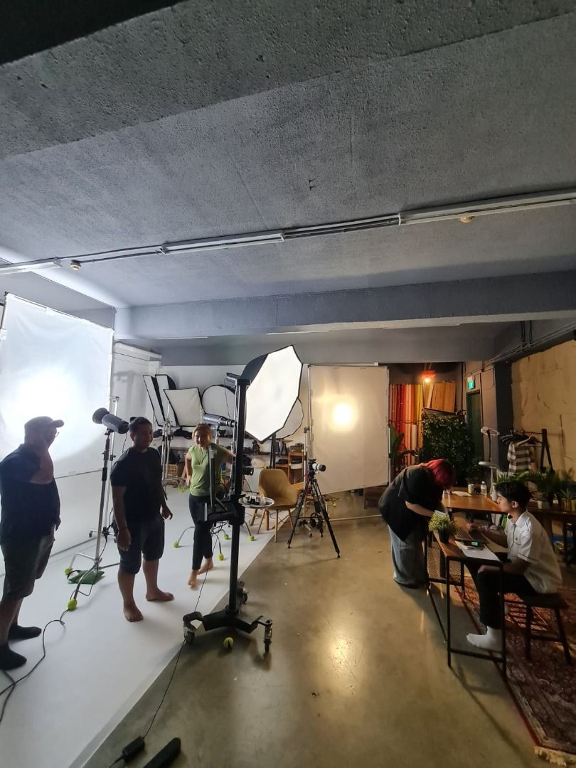CHEAP Shared Studio hotdesk Space for RENT !!!63108835165315111